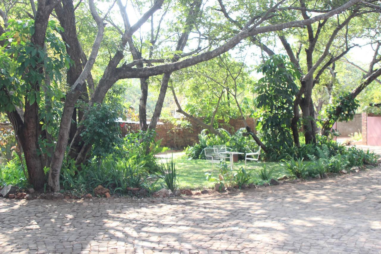 Mosi-Ua-Tunya Lodge Victoria Falls Ngoại thất bức ảnh